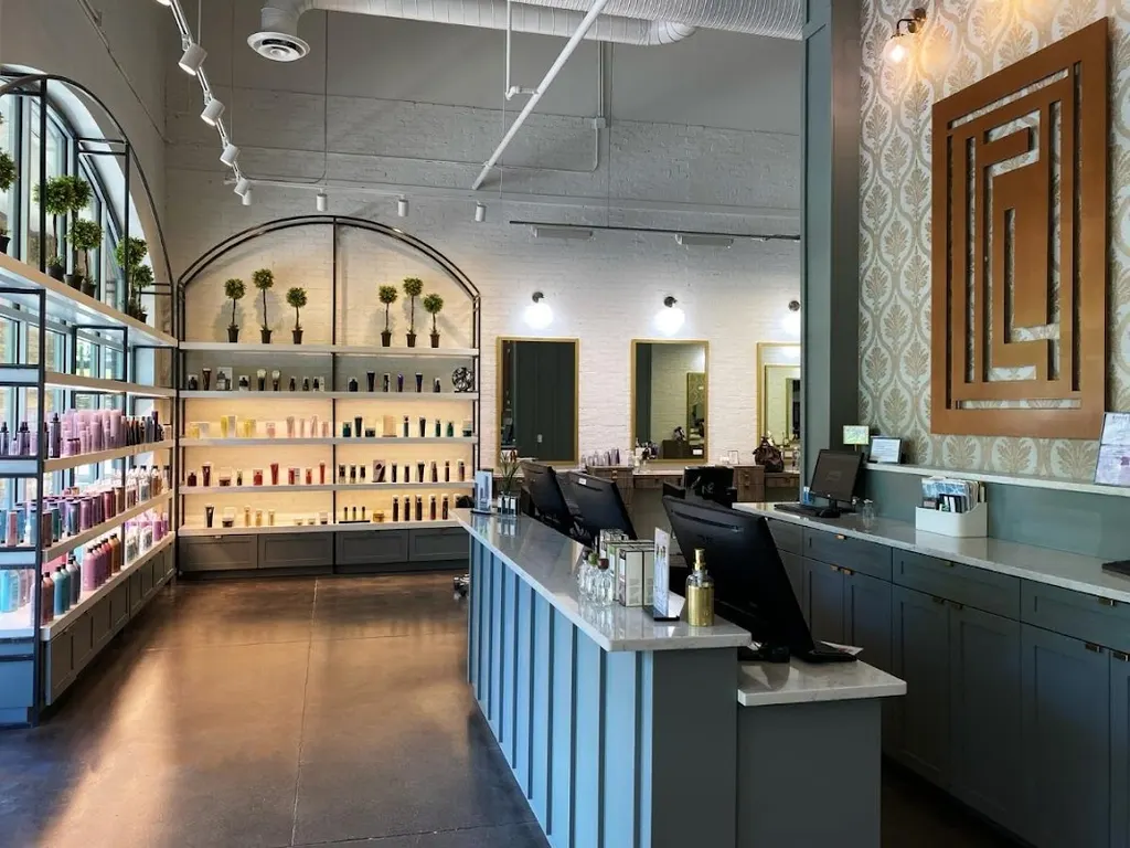 Salon 124 Suwanee — Hair salon in Suwanee